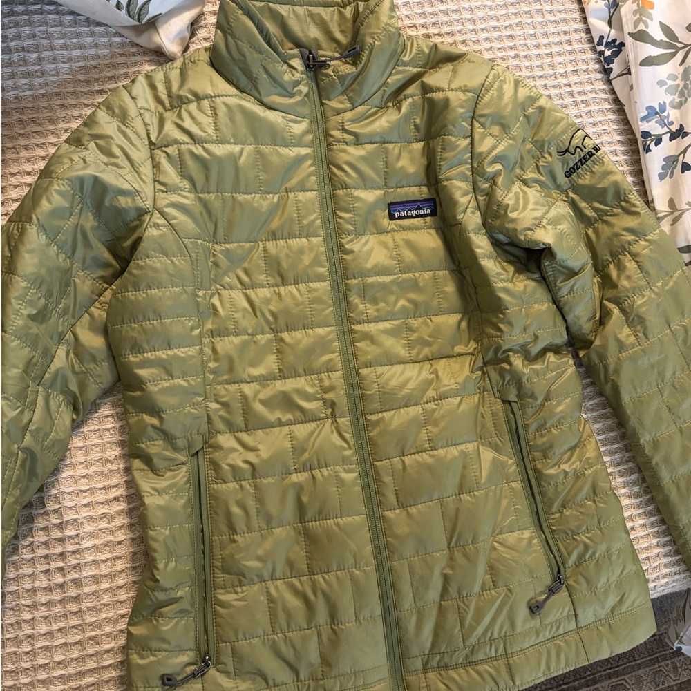 UNIQUE Patagonia-Gozzer Ranch Women's Puffer Jacket